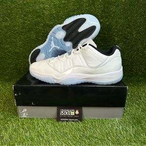 Air Jordan 11 Low Legend Blue